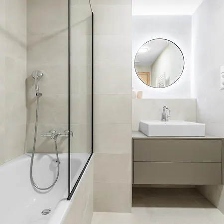 Skypark Luxe Living Ii Appartamento Bratislava