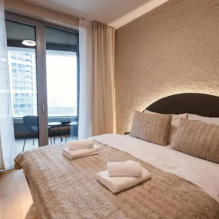 Διαμέρισμα Skypark Luxe Living Ii Μπρατισλάβα